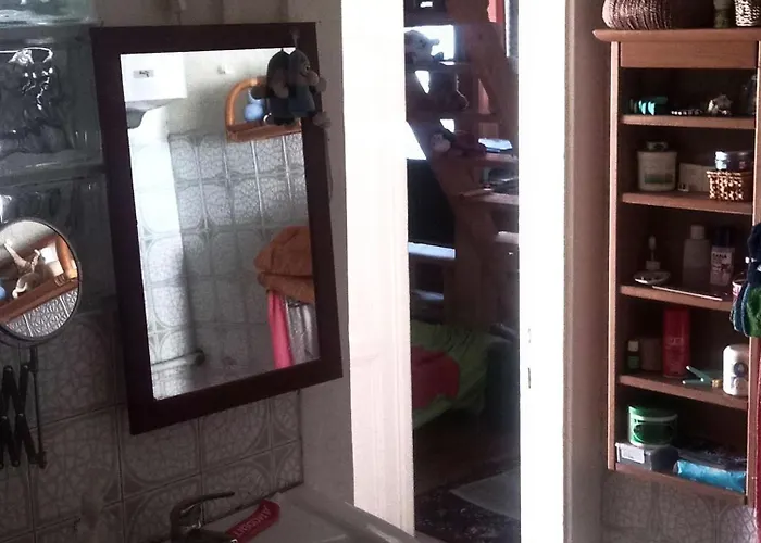 Holiday Or Working, Feel Good In The Retro Style Apartment Of A European Jiu Jitsu Champion!